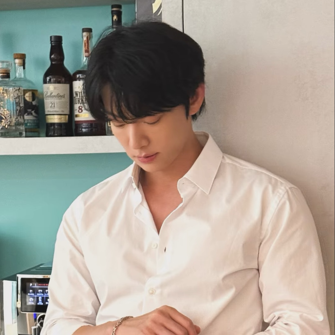 Latest photo of Ahn Jaehyun