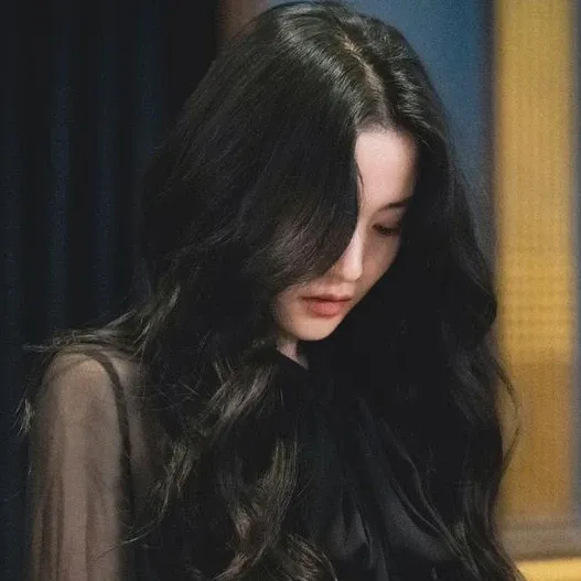 A moment captured by a fan of Kim Taeri