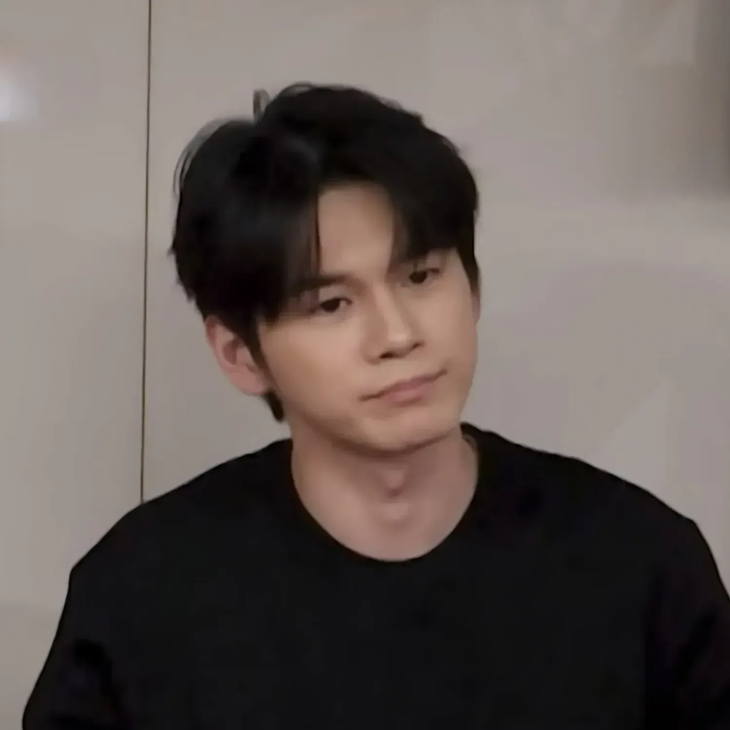 Foto terbaru dari Ong Seongwu