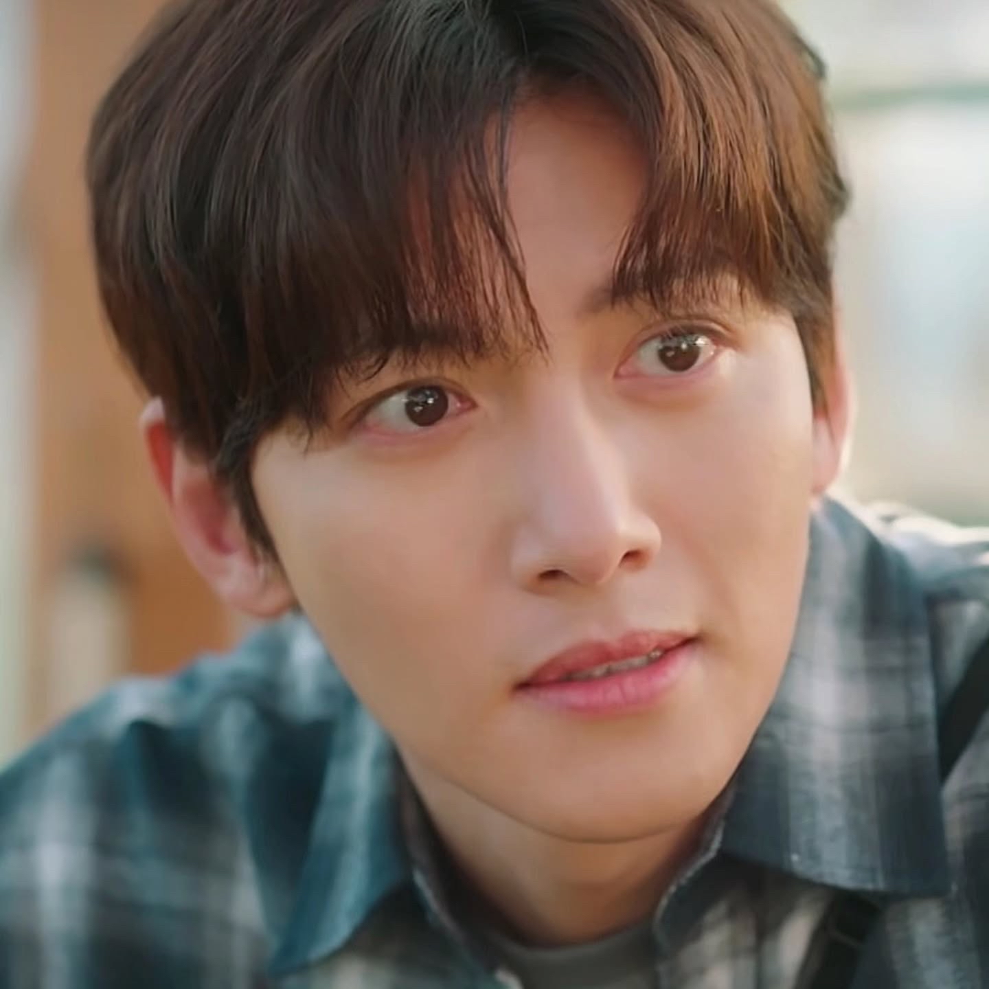 Behind-the-scenes cut of Ji Changwook