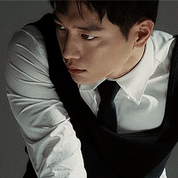 Recent activity shot of Seo Kangjoon