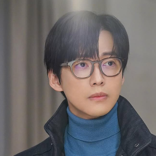 Latest photo of Namkoong Min