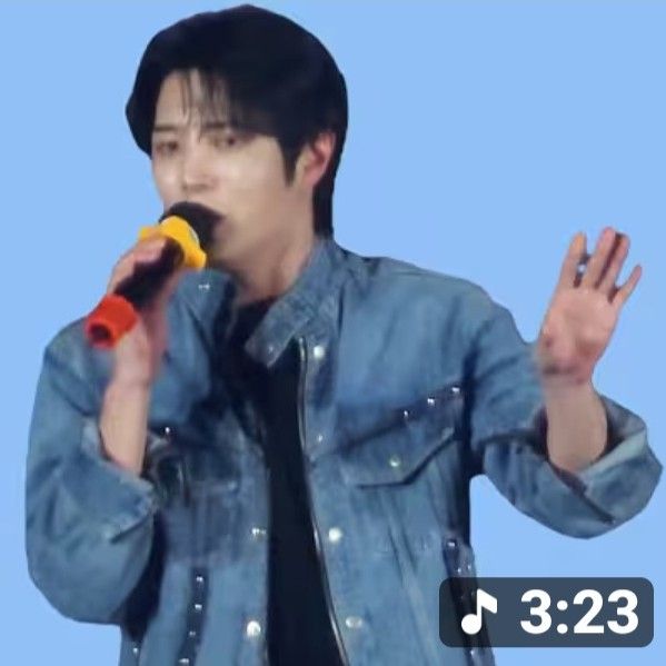 Behind-the-scenes cut of Kim Jungyeon