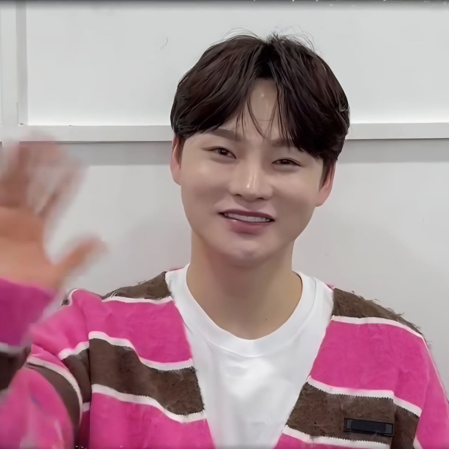 パク・ソジンのビハインドカット