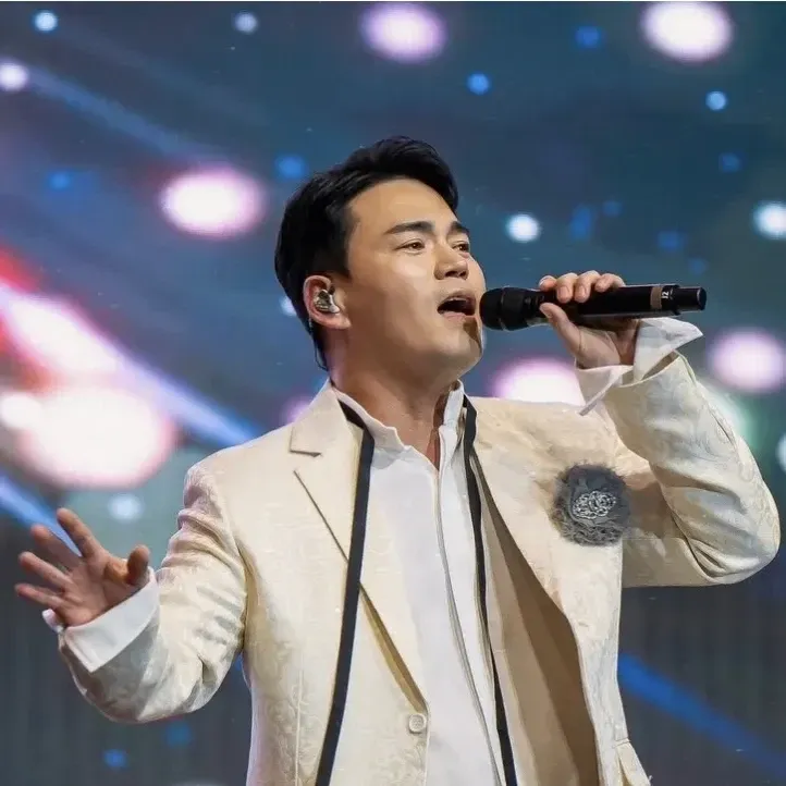 Behind-the-scenes cut of Cheonrokdam