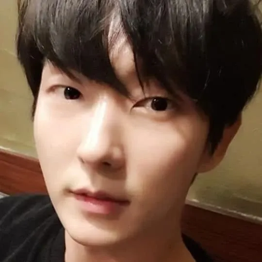 Latest photo of Lee Joongi