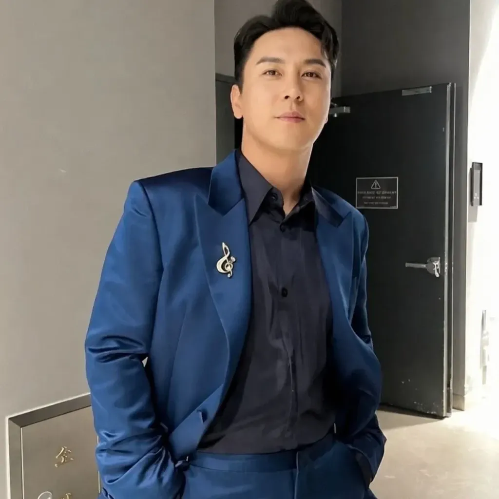 Foto kegiatan terbaru dari Jang Minho