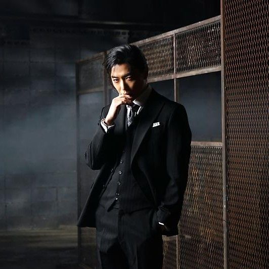 粉絲拍下的金材昱瞬間