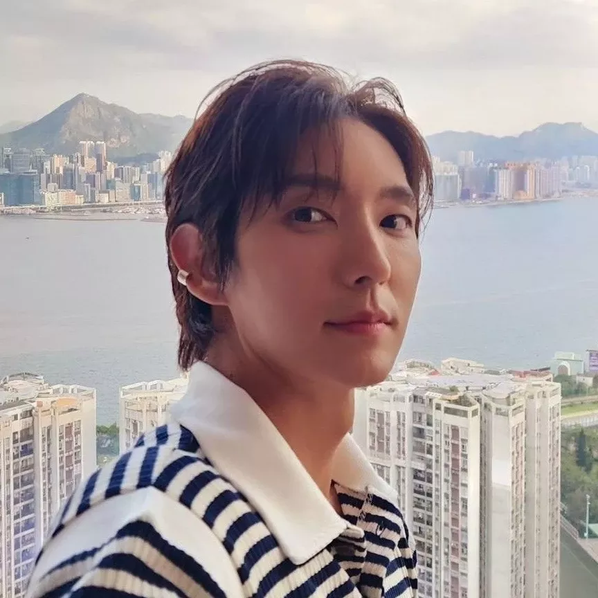 李準基的最新照片