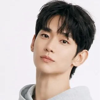Behind-the-scenes cut of Kim Soohyun