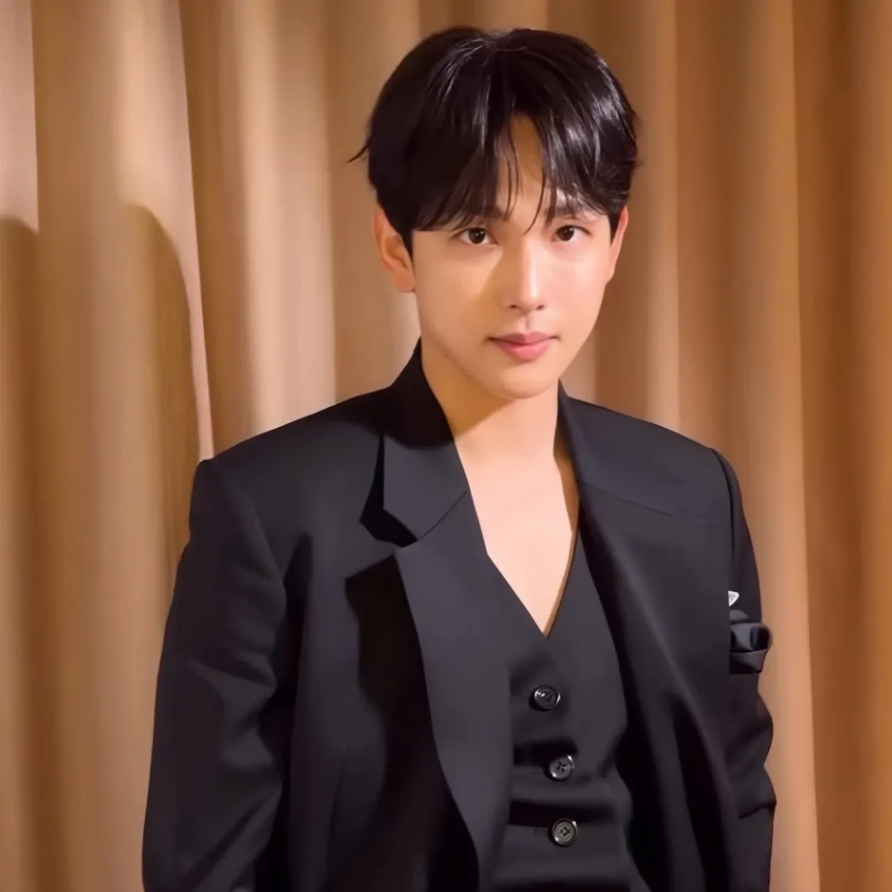 Recent activity shot of Yim Siwan