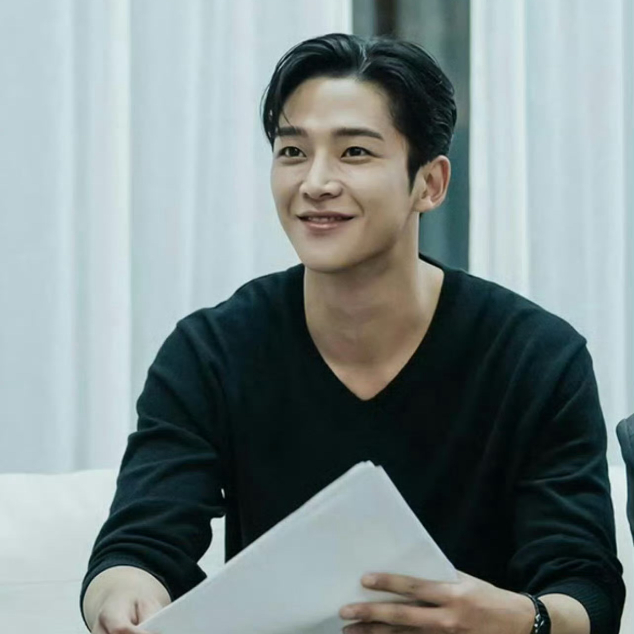 Cuplikan di balik layar dari Rowoon