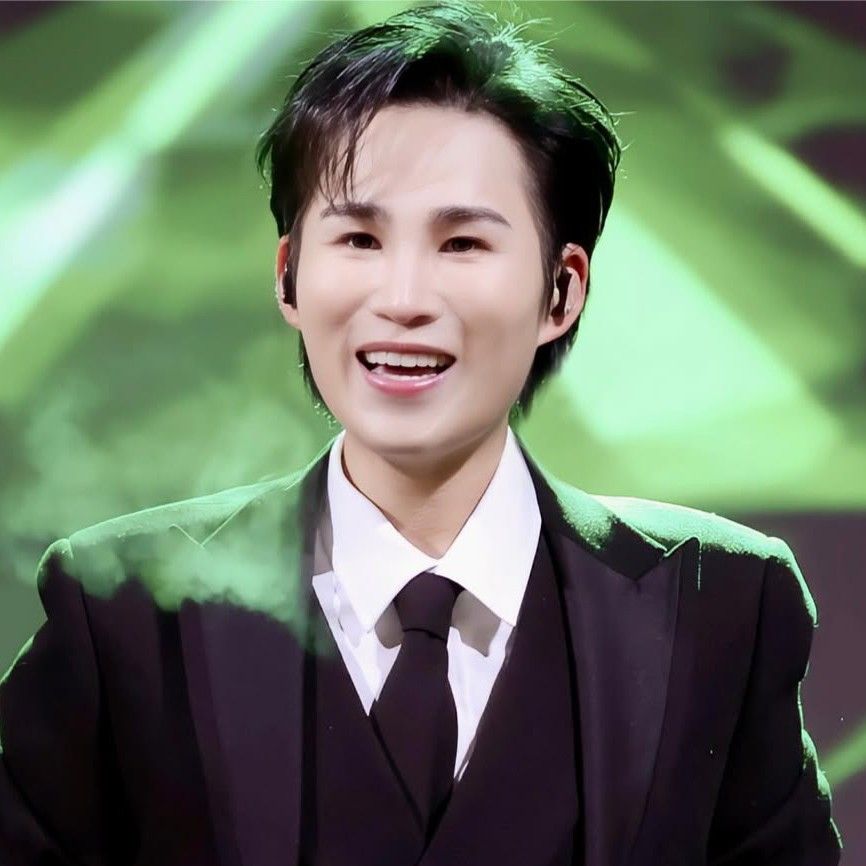 金熙栽的最新照片