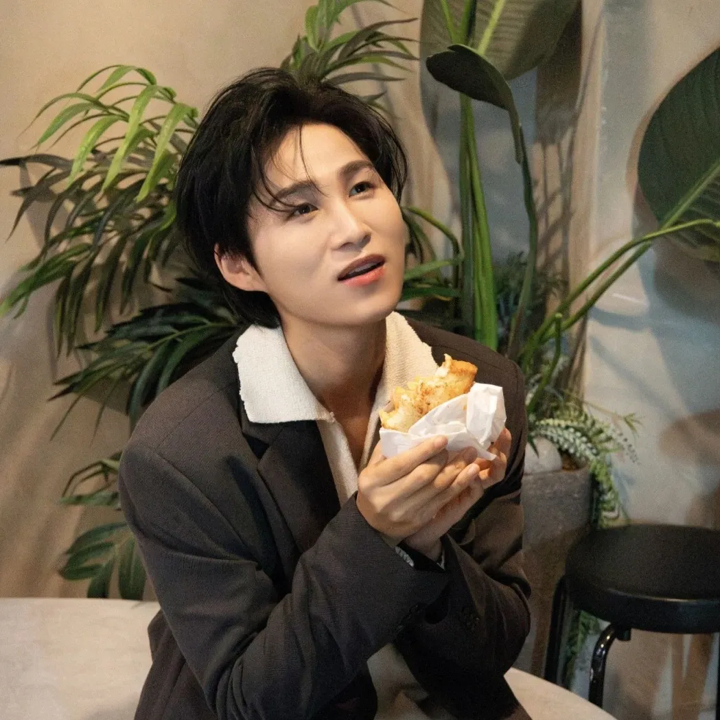 Cuplikan di balik layar dari Kim Heejae