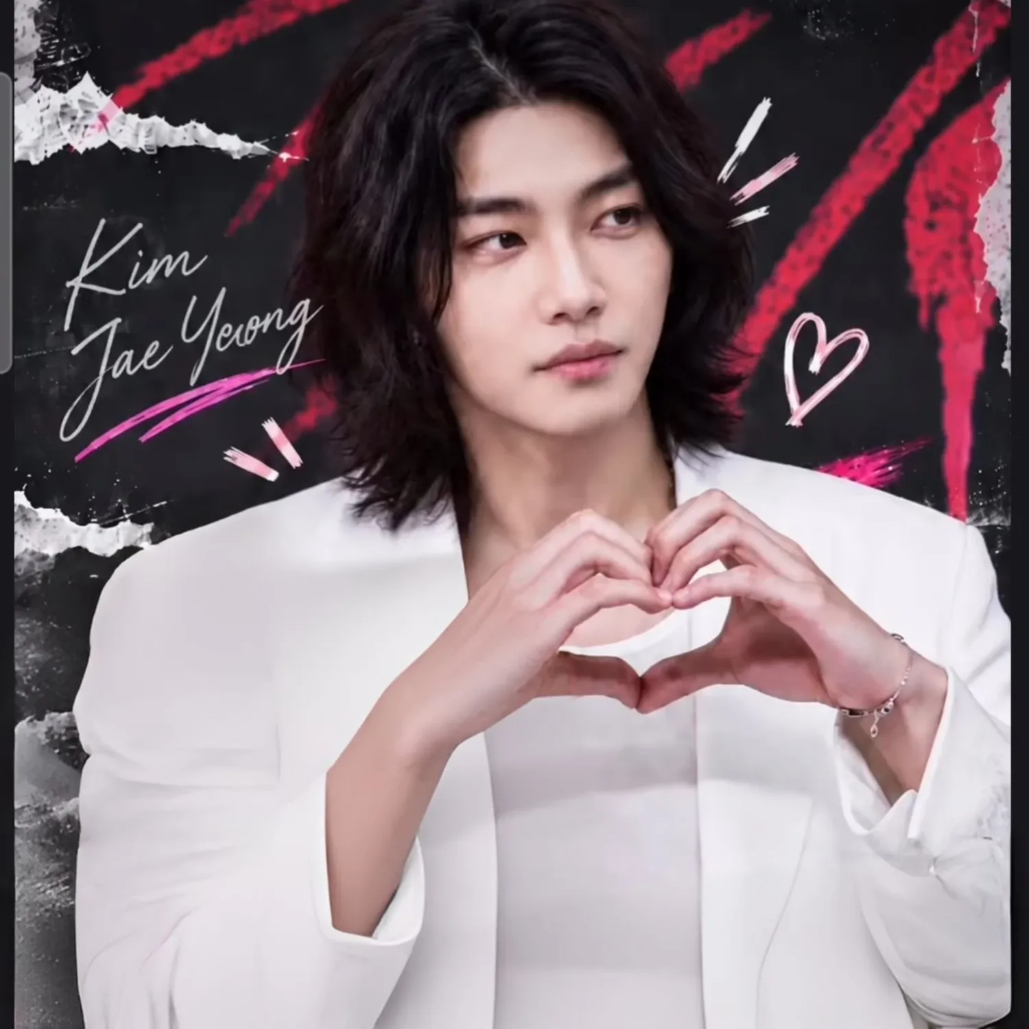 Behind-the-scenes cut of Kim Jaeyoung