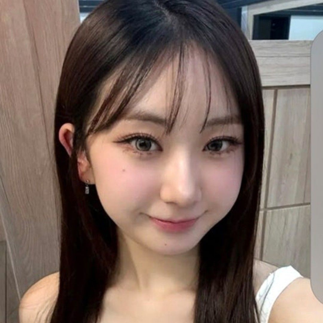 チョン・ユジンの最近の活動ショット