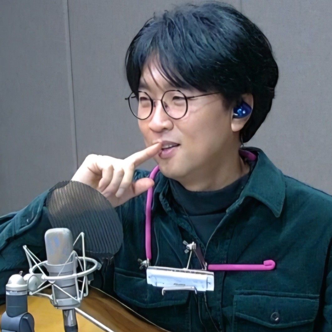 Behind-the-scenes cut of Bak Changgeun