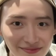 李鍾碩的最新照片