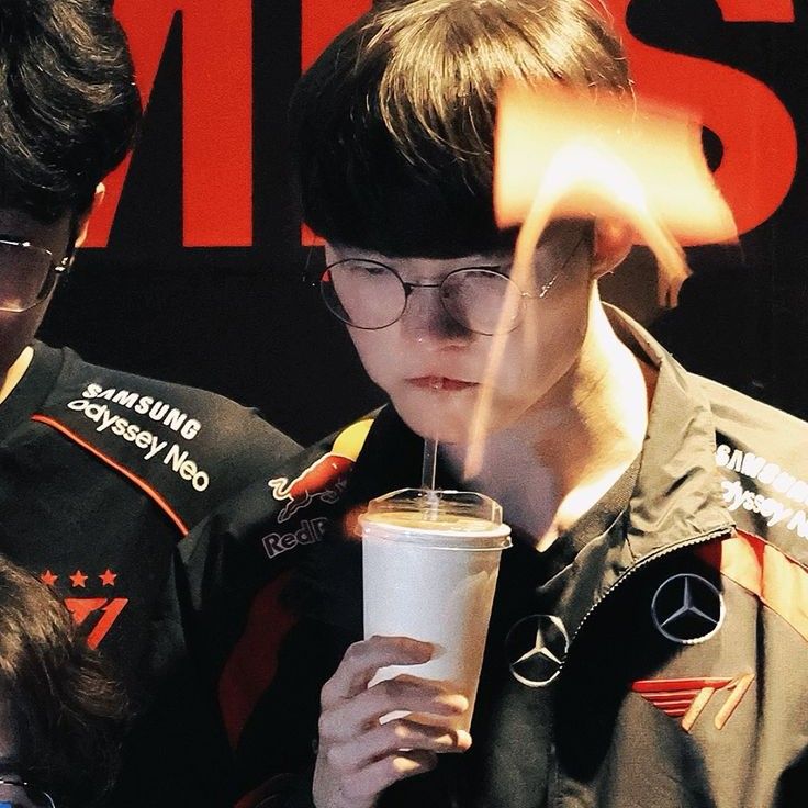 Latest photo of Faker