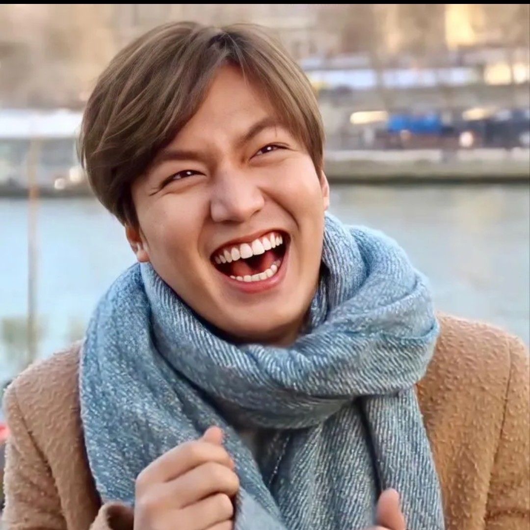 Recent activity shot of Lee Minho