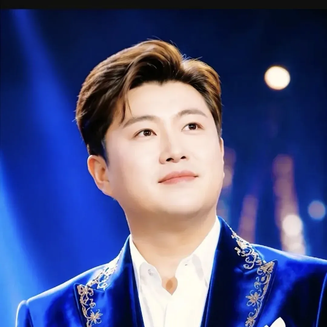 Behind-the-scenes cut of Kim Hojoong