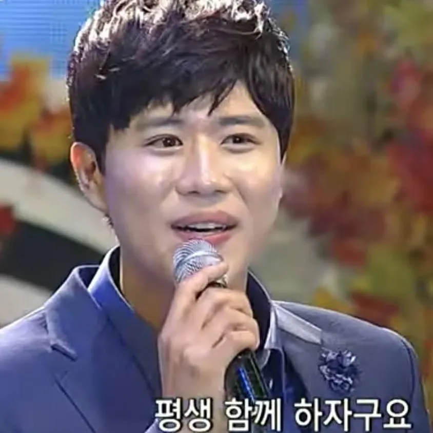 진해성의 비하인드 컷