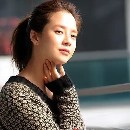 Foto kegiatan terbaru dari Song Jihyo