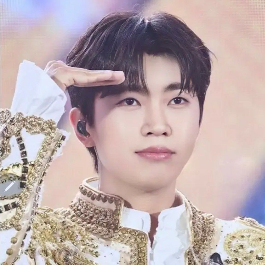 임영웅 최근 활동샷