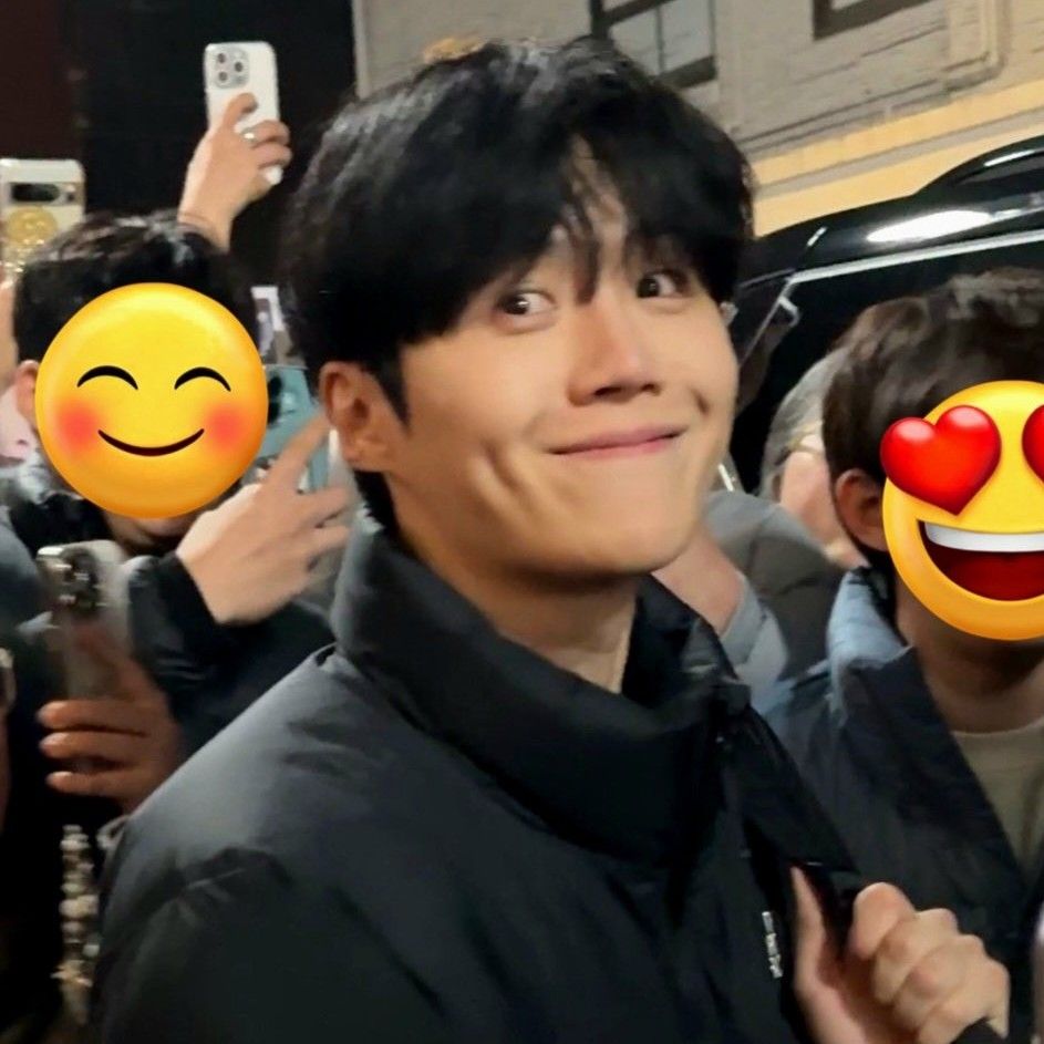 Recent activity shot of Kim Seonho