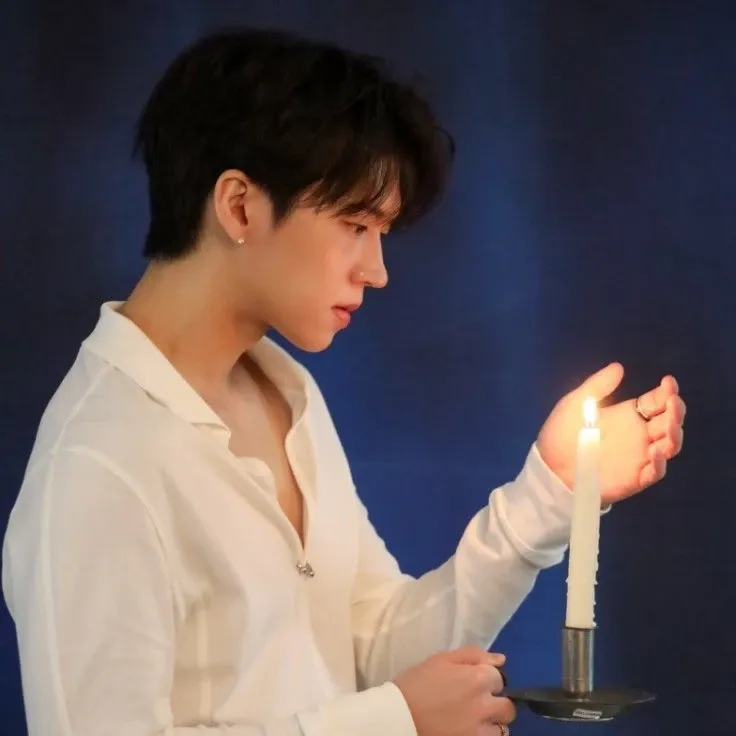 Behind-the-scenes cut of Nam Woohyun