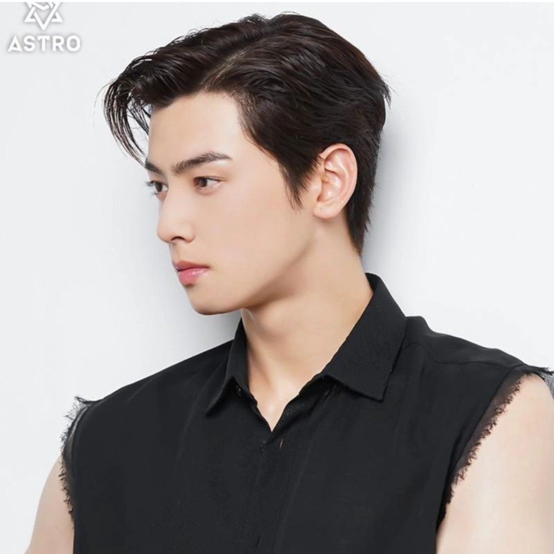 Momen yang diabadikan oleh penggemar Cha Eunwoo