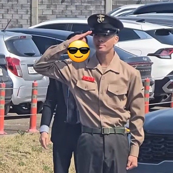 Cuplikan di balik layar dari Jeong Dongwon