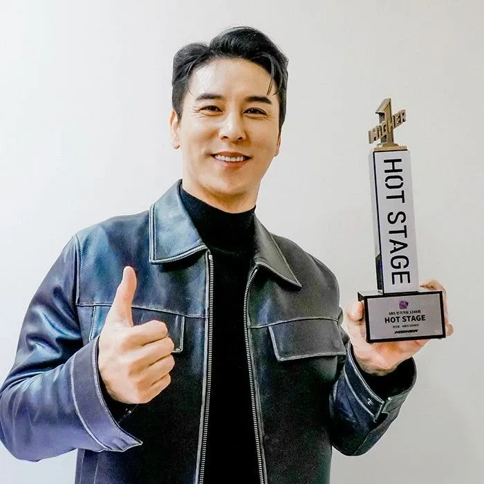 Foto kegiatan terbaru dari Jang Minho