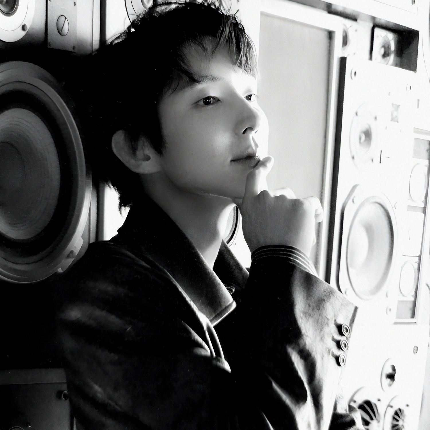 A moment captured by a fan of Lee Joongi