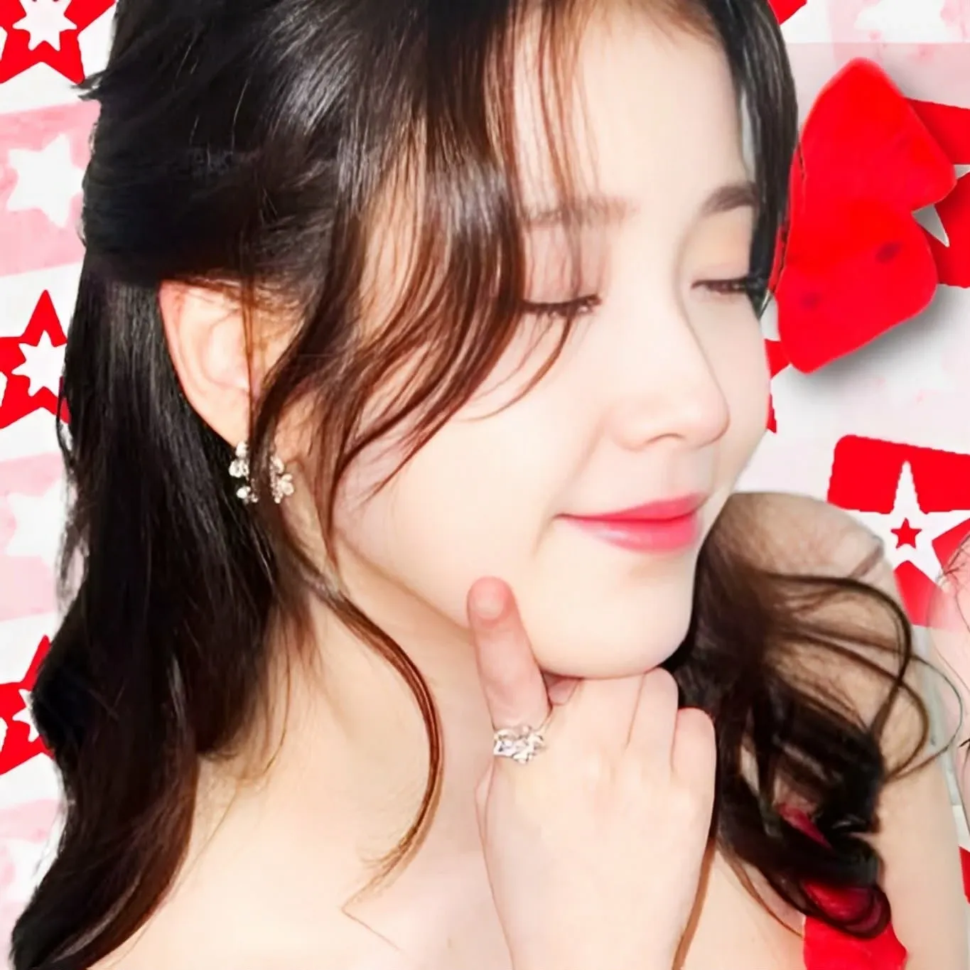 Recent activity shot of IU