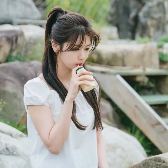 Recent activity shot of Jung Somin