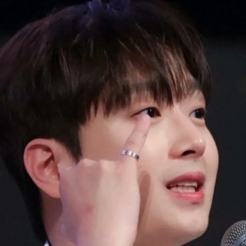 이찬원의 최신 사진