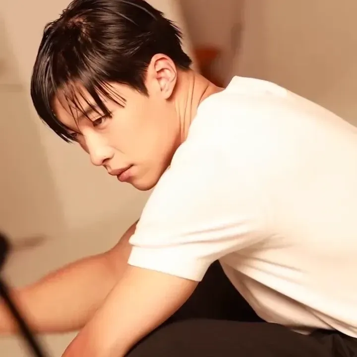 Latest photo of Woo Dohwan