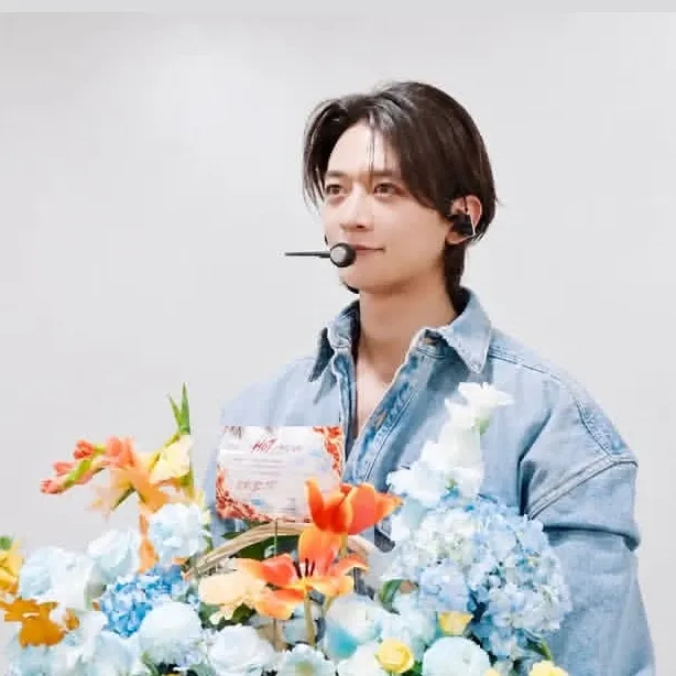 A moment captured by a fan of Choi Minho