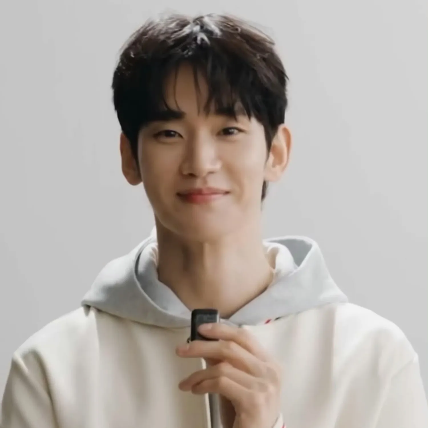 Recent activity shot of Kim Soohyun