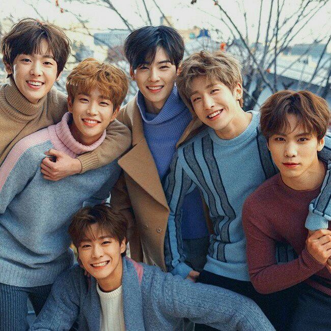 Recent activity shot of Cha Eunwoo