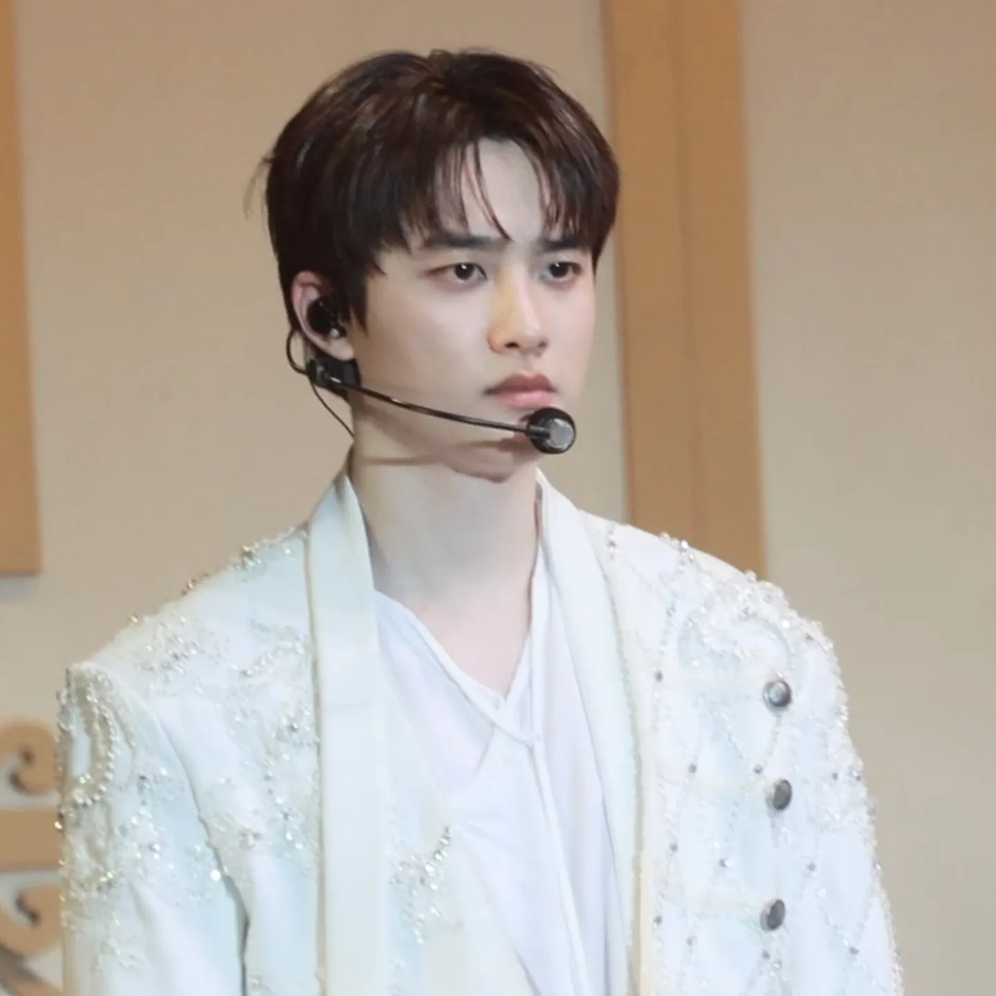 都暻秀 (D.O.)的幕后花絮