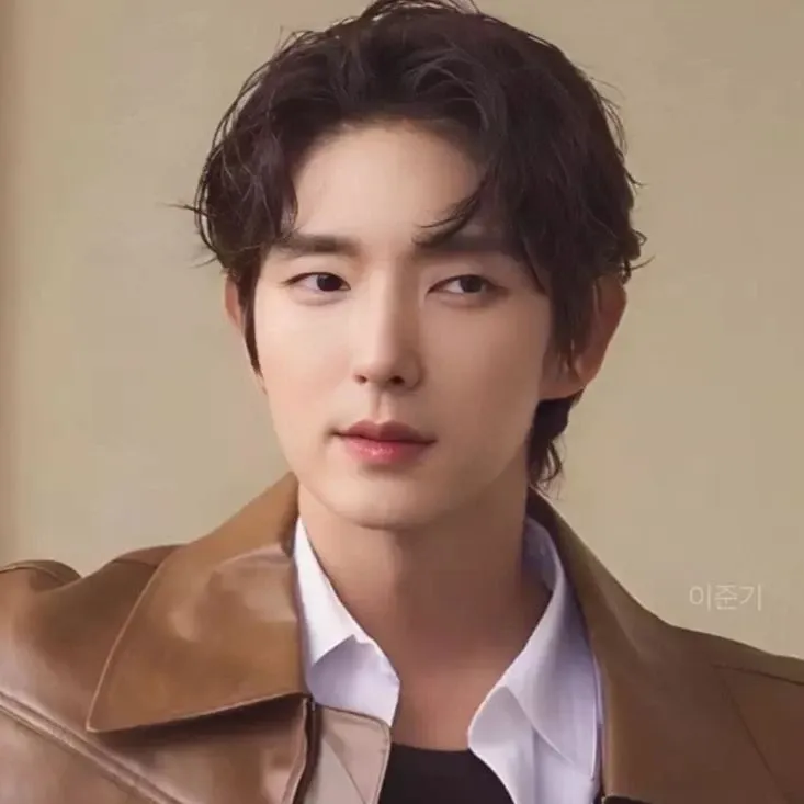 이준기 최근 활동샷