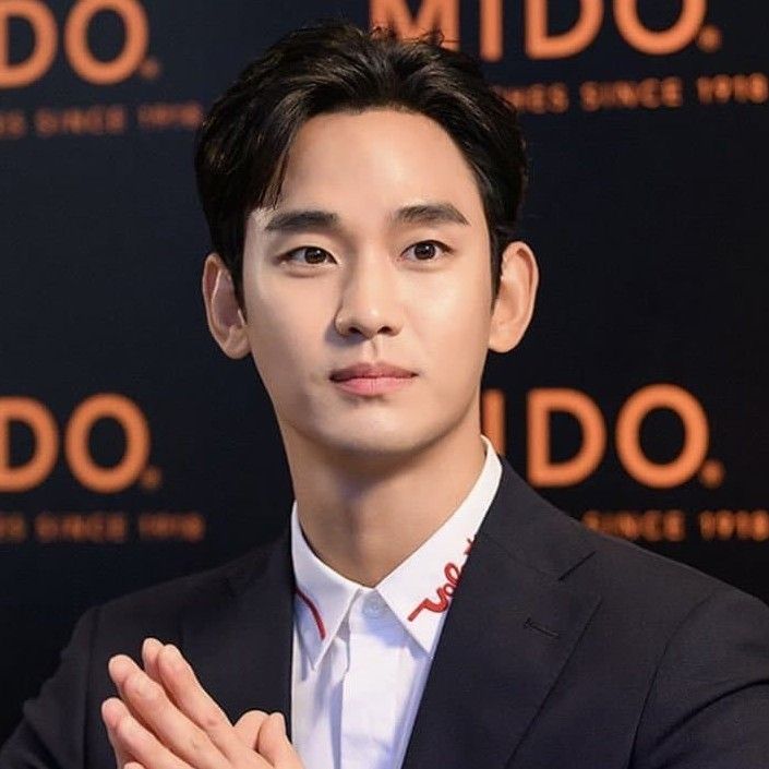 キム・スヒョンのビハインドカット