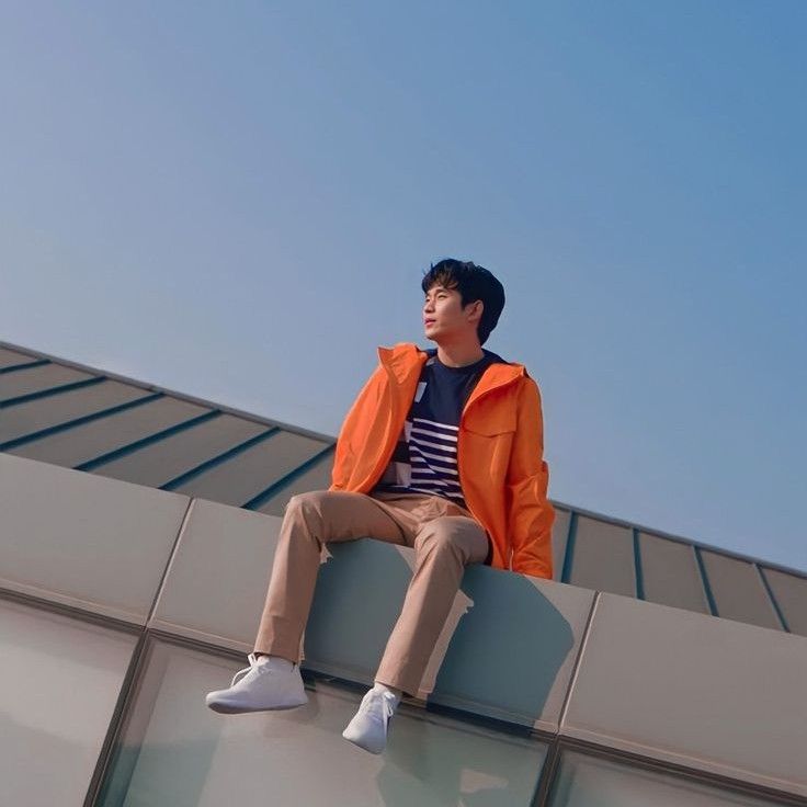 金秀贤的近期活动照