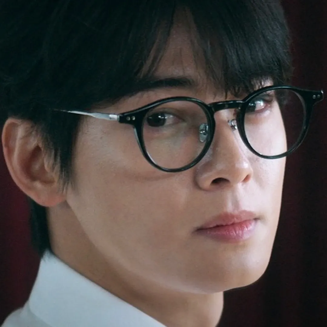 Latest photo of Cha Eunwoo