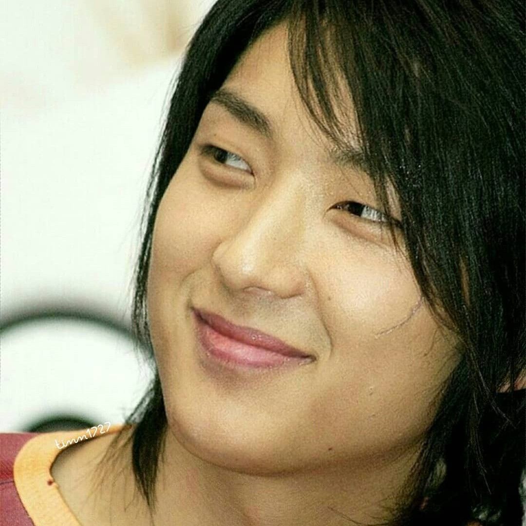 Latest photo of Lee Joongi