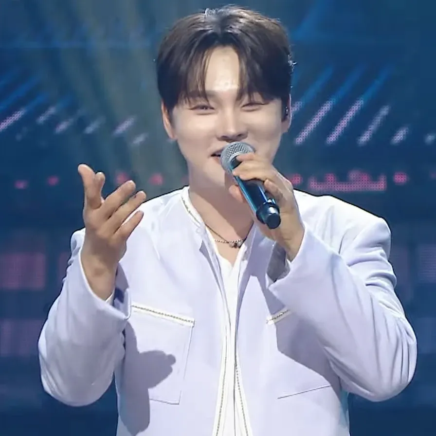 박서진의 최신 사진