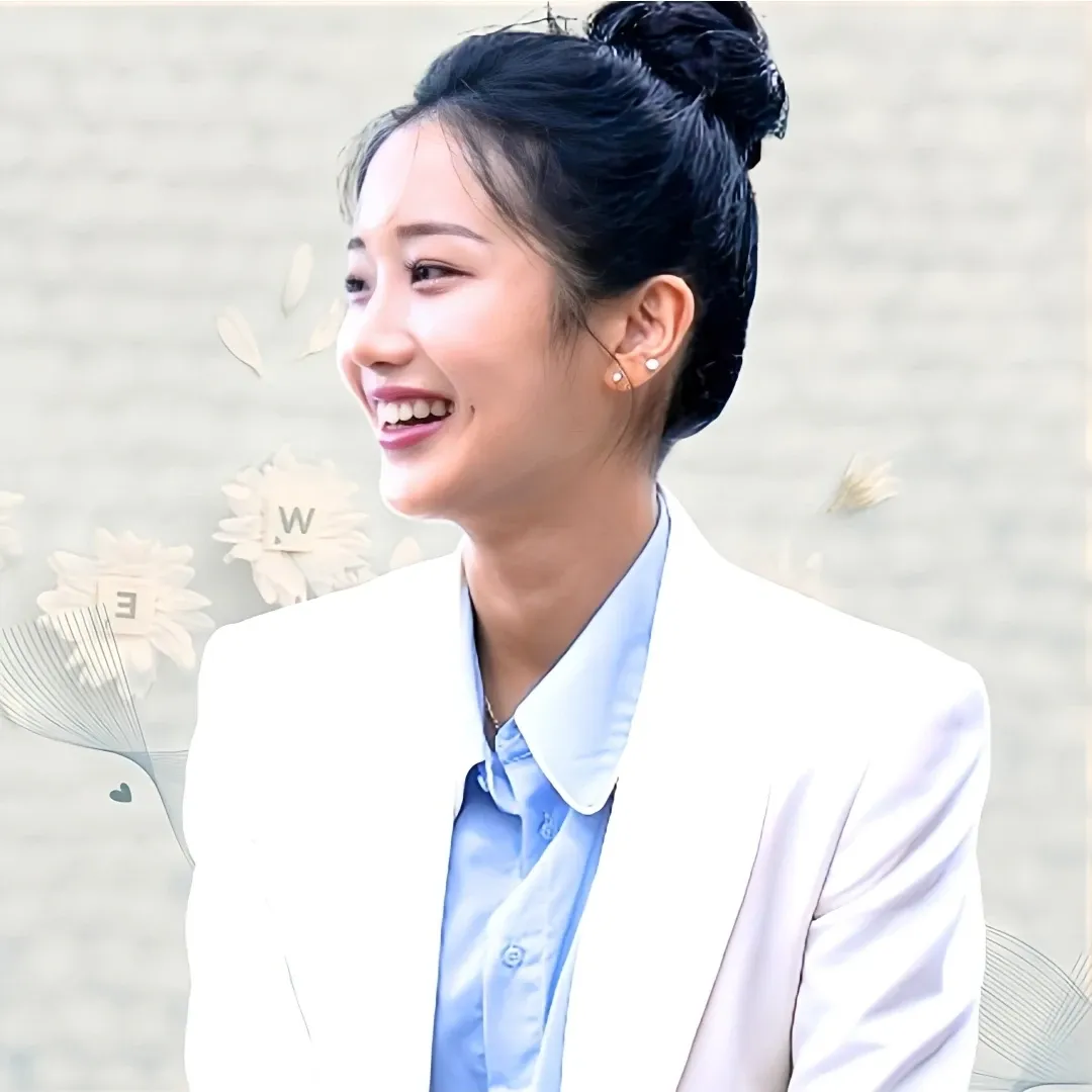 A moment captured by a fan of Kim Soyeon (2004)