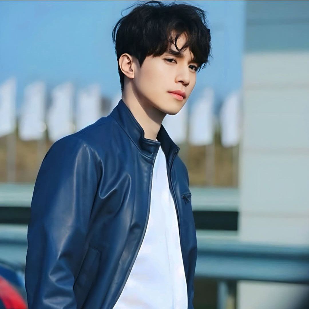 Latest photo of Lee Dongwook